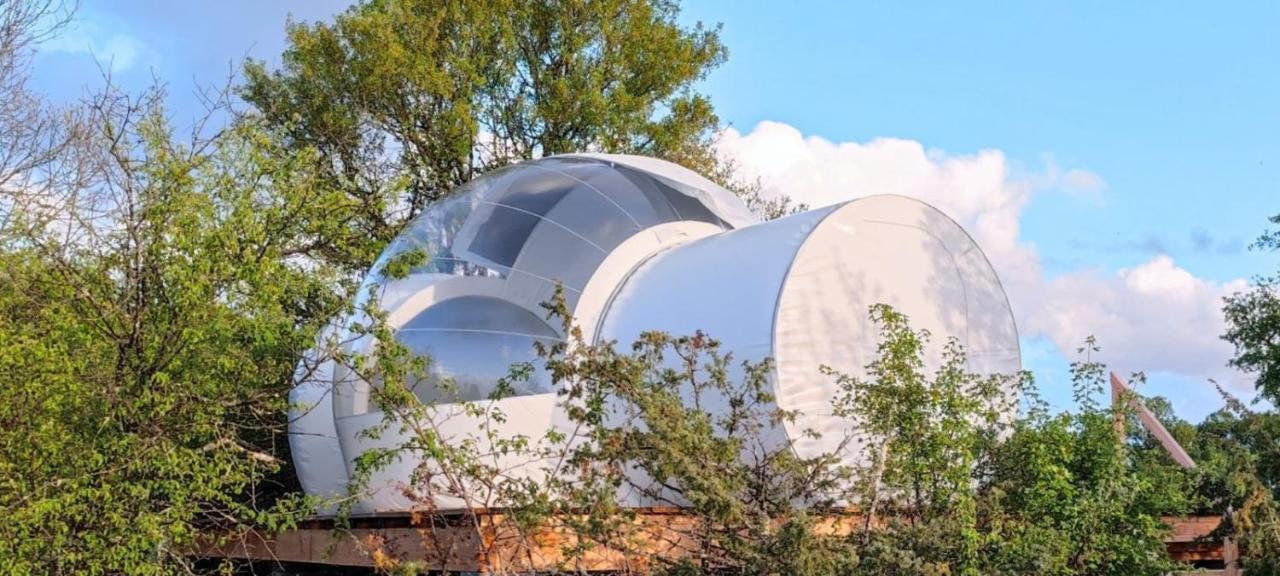 Cele Bulles Etoilees Hotel Brengues Exterior photo